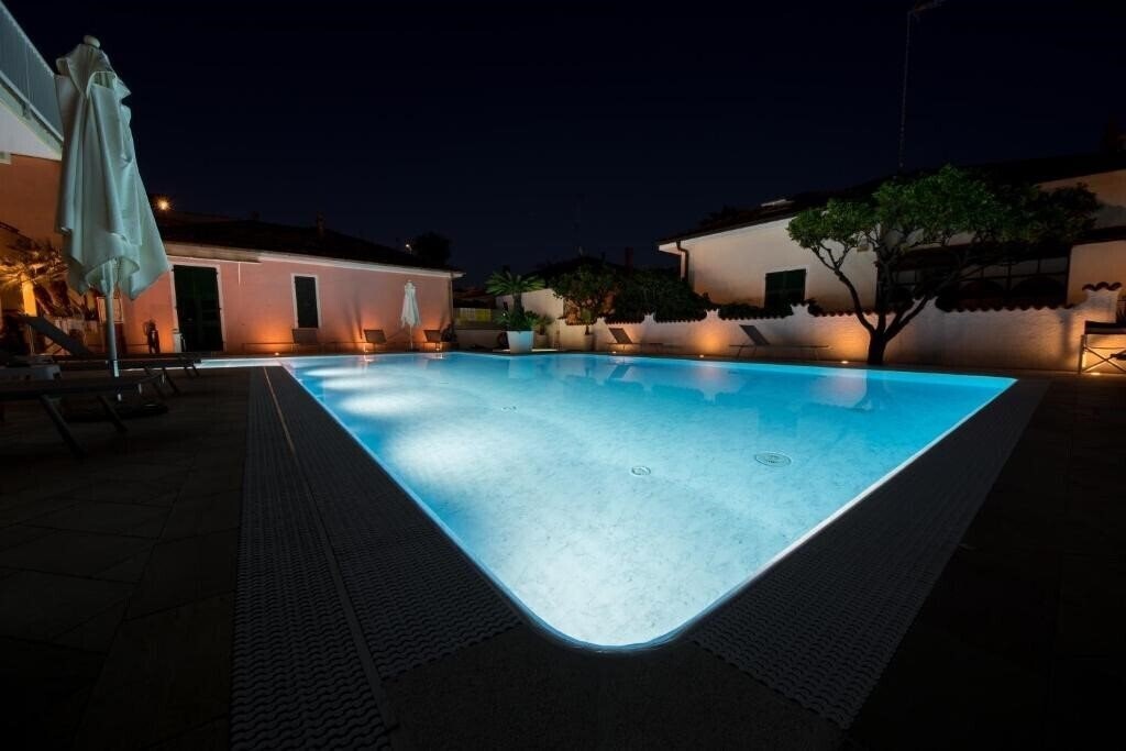 Вид Splendid Hotel 3*