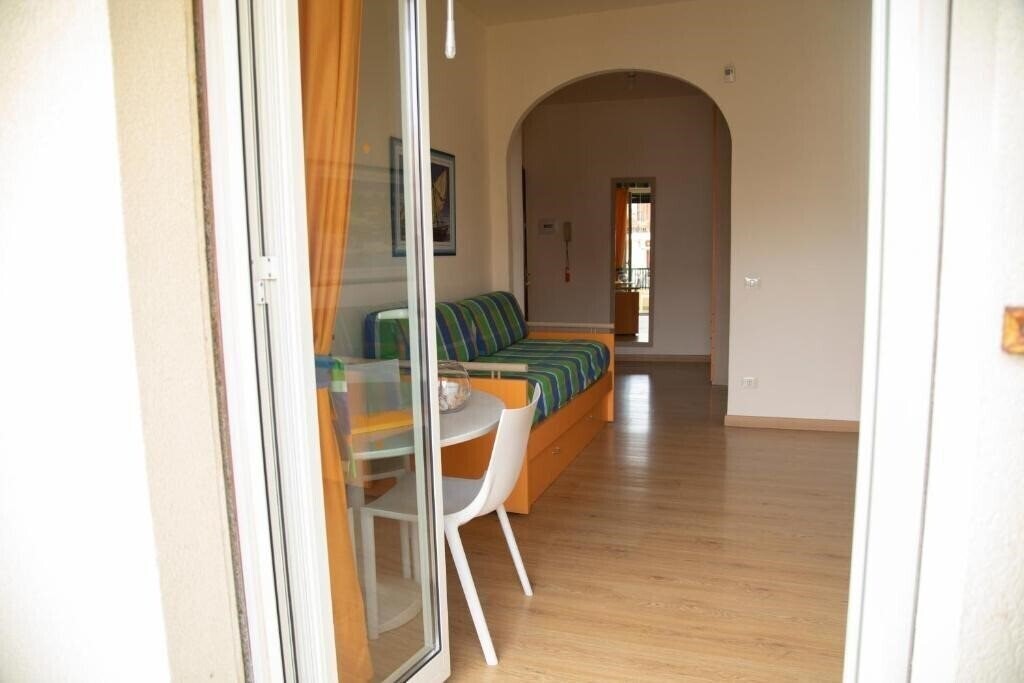 Апартаменти Villa Nettuno Residence 3*