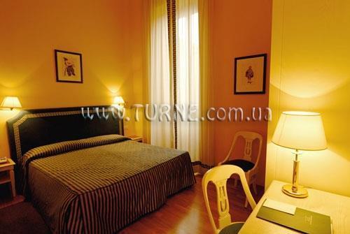 Готель Carolus 4*