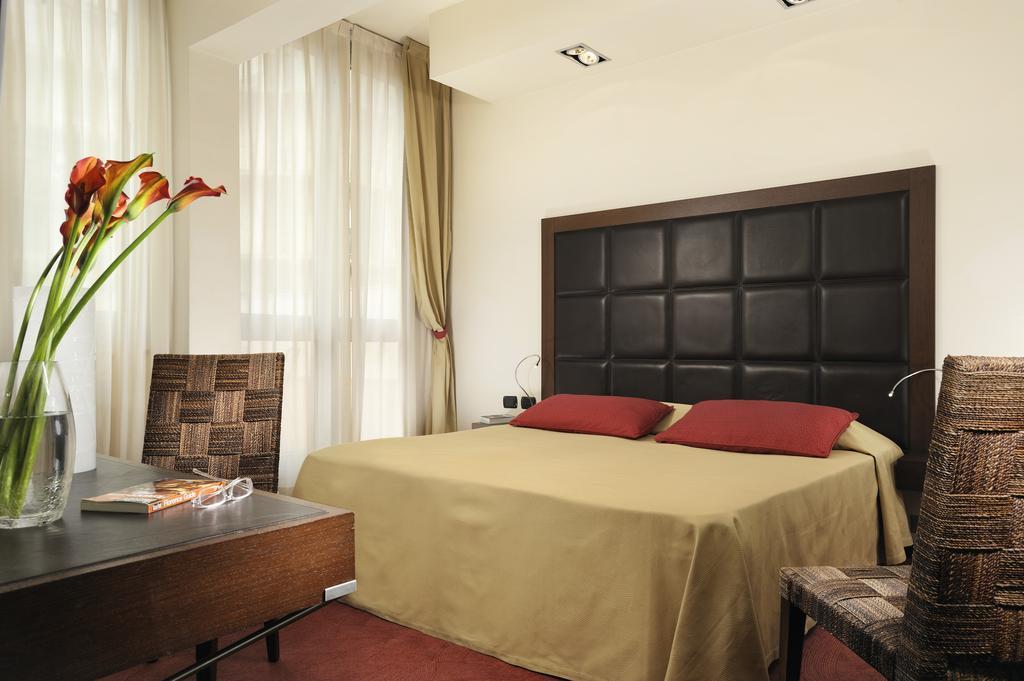 Апартаменти Athenaeum Personal 4*