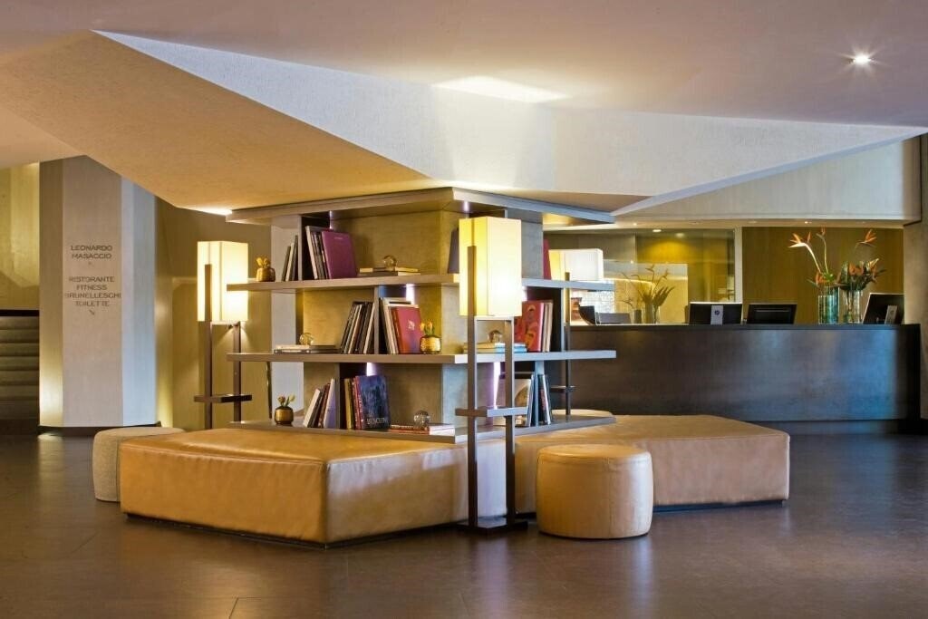 Панорама Starhotels Michelangelo 4*