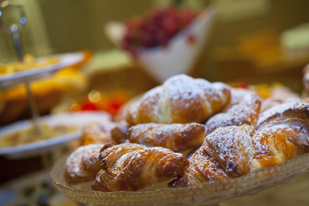 Вид Starhotels Michelangelo 4*