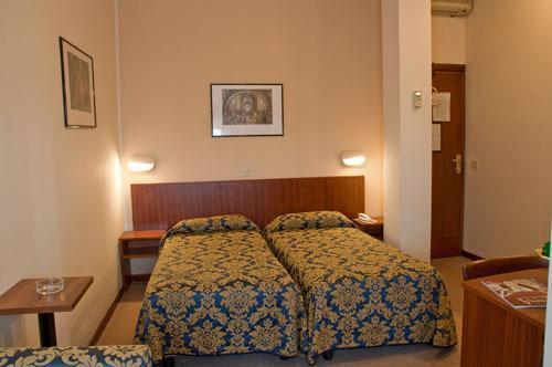 Фото Columbus 4*