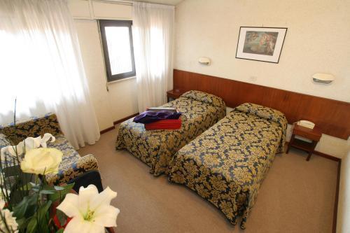 Зображення Columbus 4*