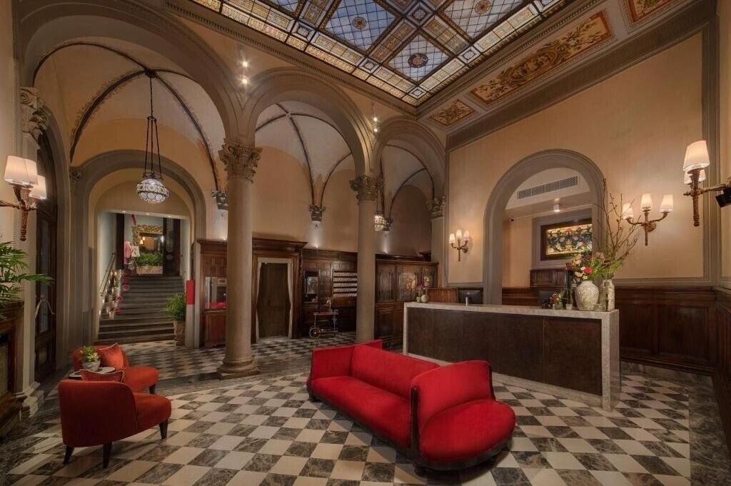 Готель Nh Collection Firenze Porta Rossa 4*