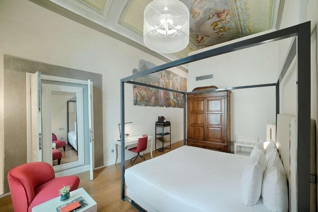 Вид Nh Collection Firenze Porta Rossa 4*