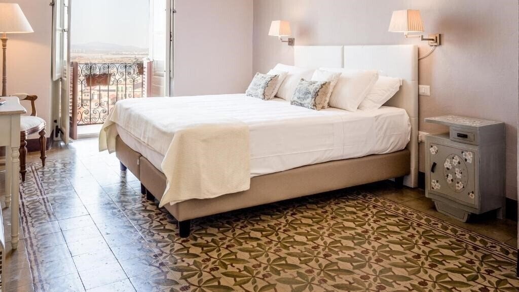 Апартаменти Relais Santa Croce 5*