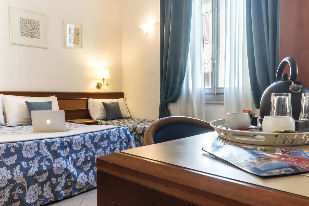 Готель Hotel Bonifacio 3*