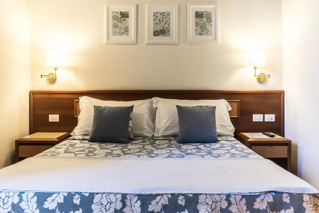 Апартаменти Hotel Bonifacio 3*