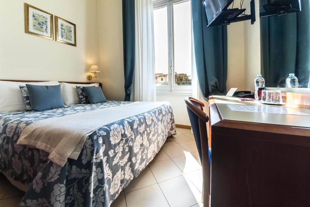 Панорама Hotel Bonifacio 3*