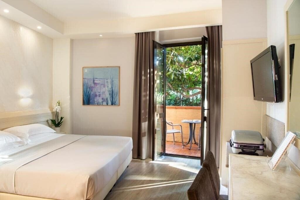 Вид Grifone Hotel 4*