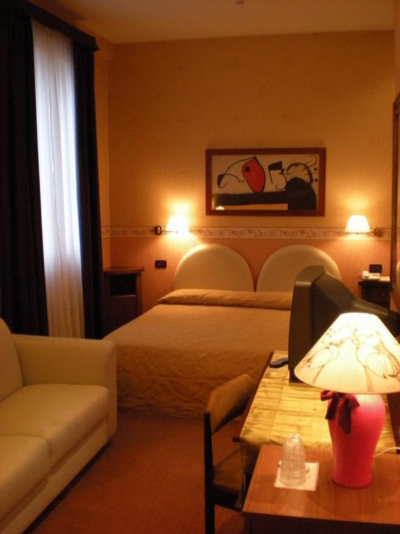 Фото Privilege (Florence) 3*