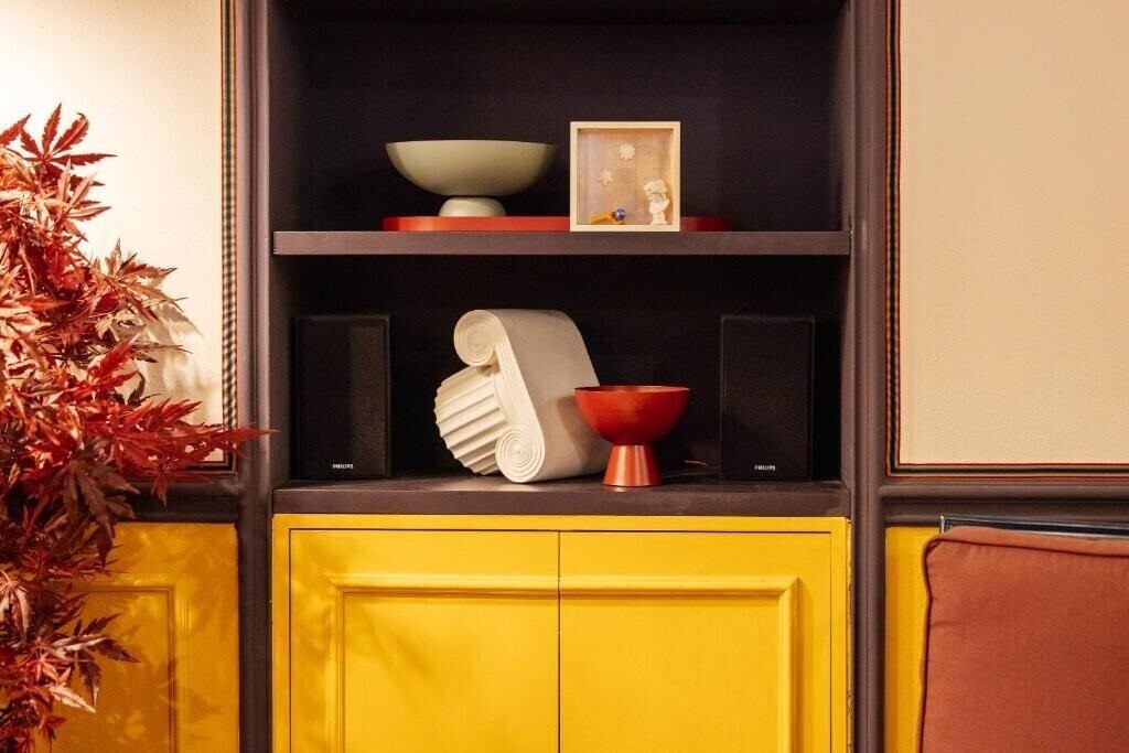 Панорама Rosary Garden 3*