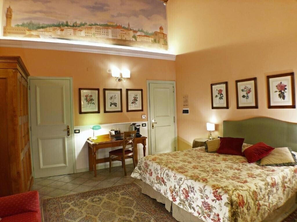 Апартаменти Rosary Garden 3*