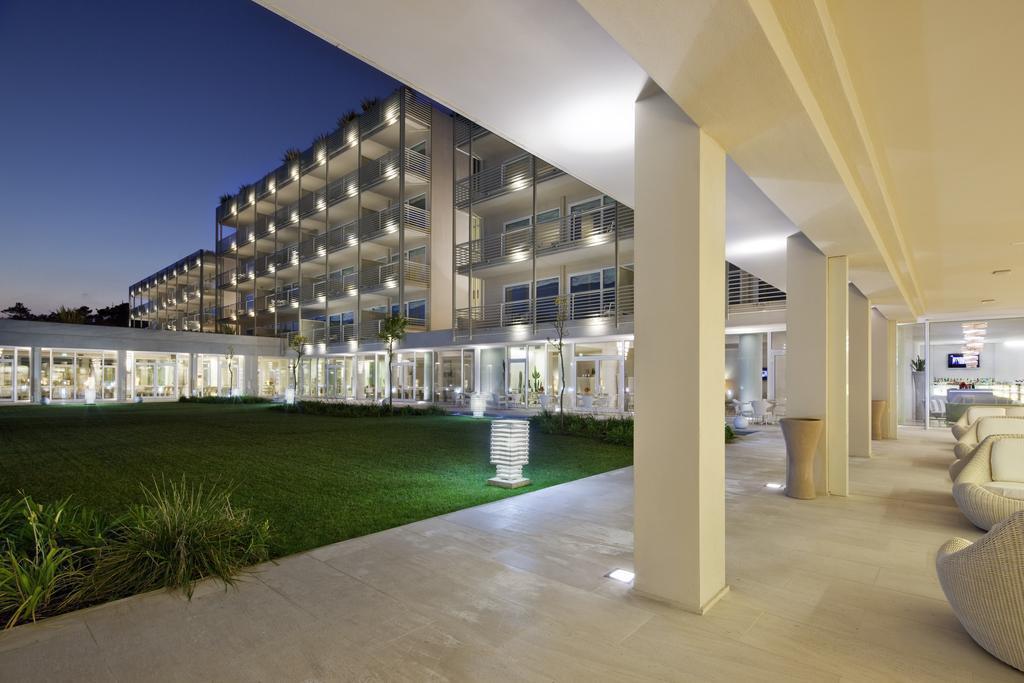 Территория Una Hotel Versilia 4*