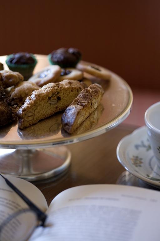 Территория Plaza e de Russie 4*