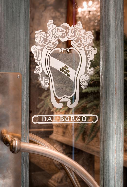 Вид Palazzo Dal Borgo 4*