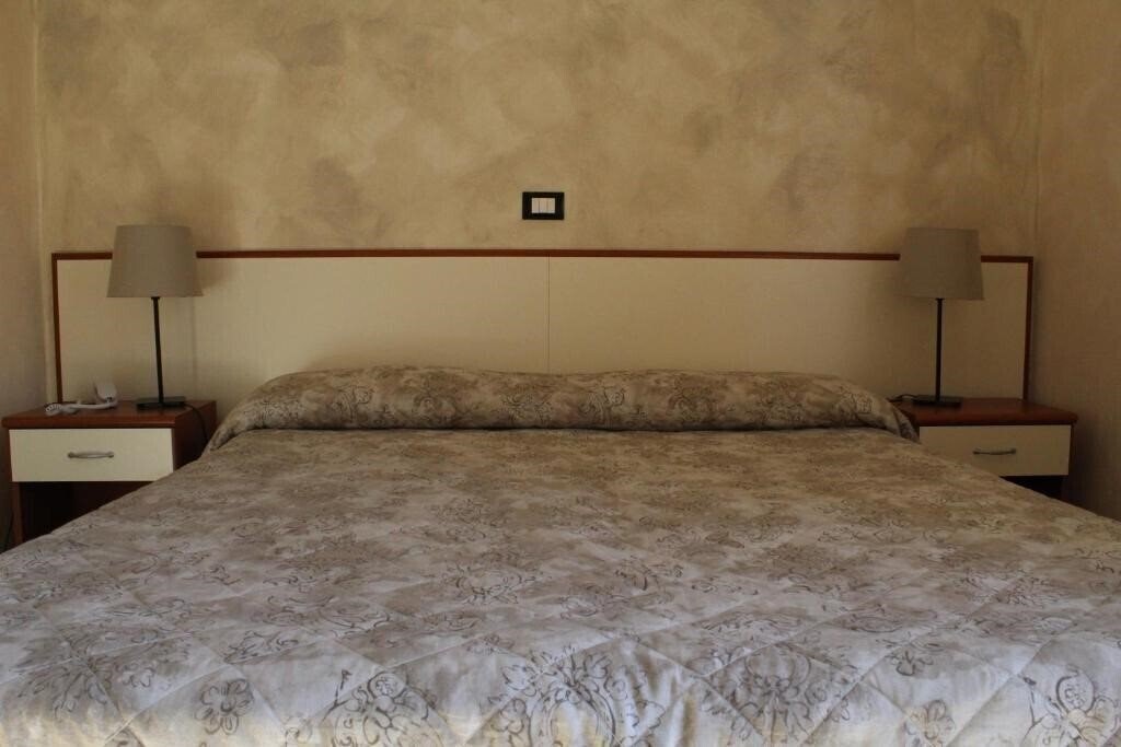 Панорама Ricci Hotel 4*