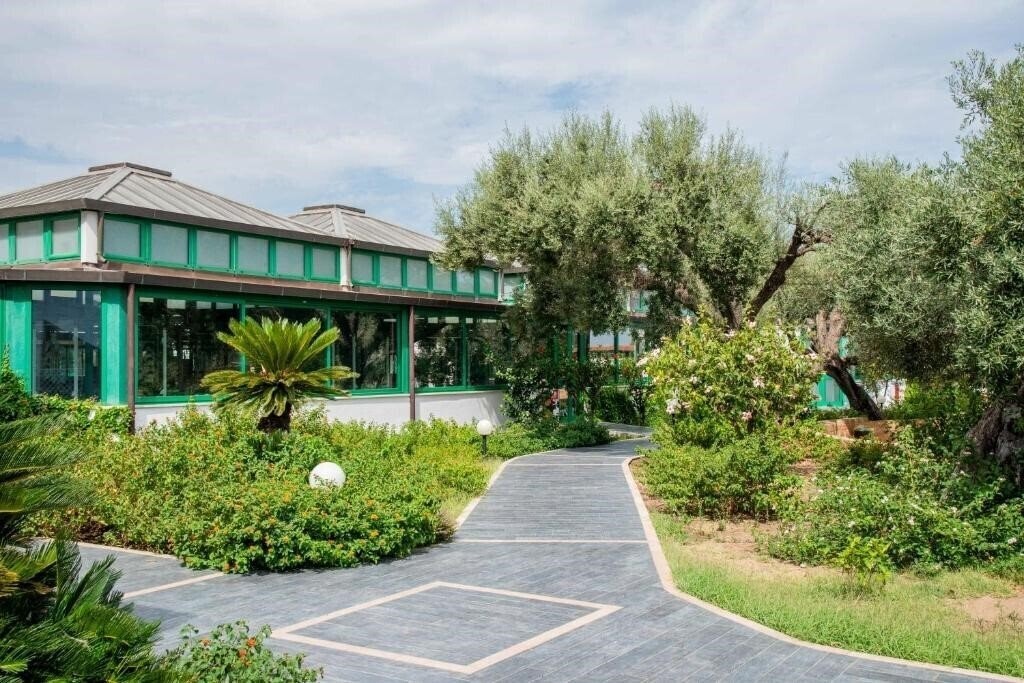 Вид Valtur Capo Rizzuto 4*