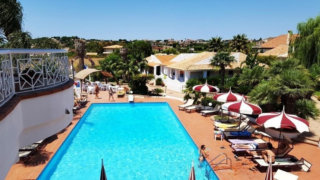 Вид Baia Del Capo 3*