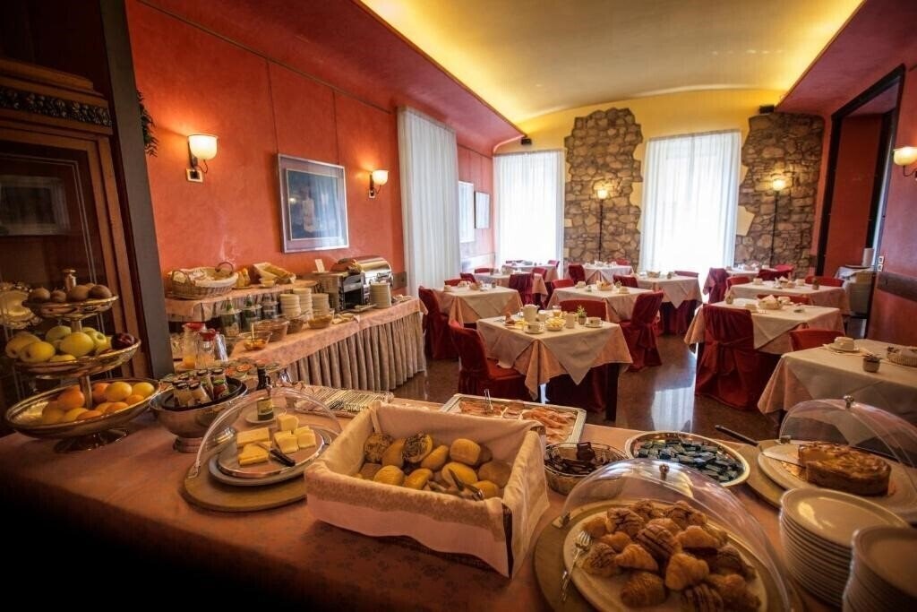 Панорама Colomba D'Oro 4*