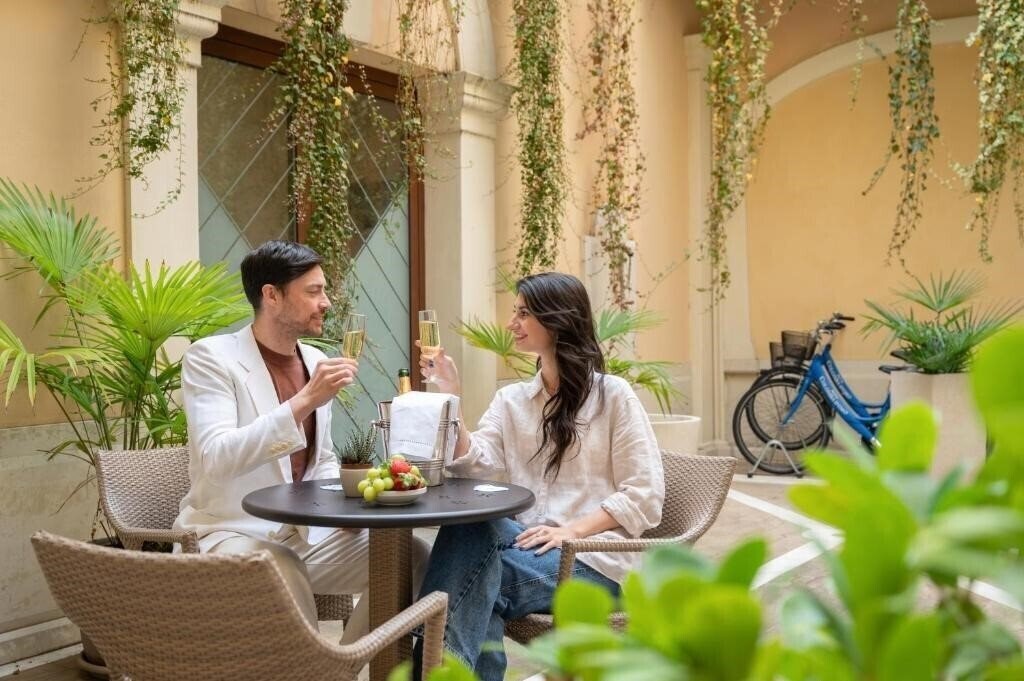 Апартаменты Colomba D'Oro 4*