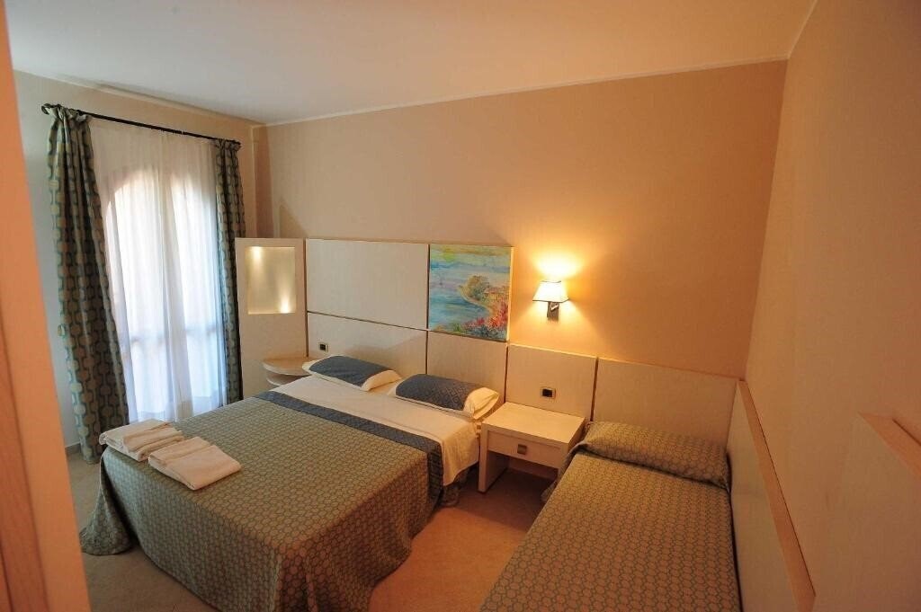Фотография Residence Sole Mare Club Village 4*