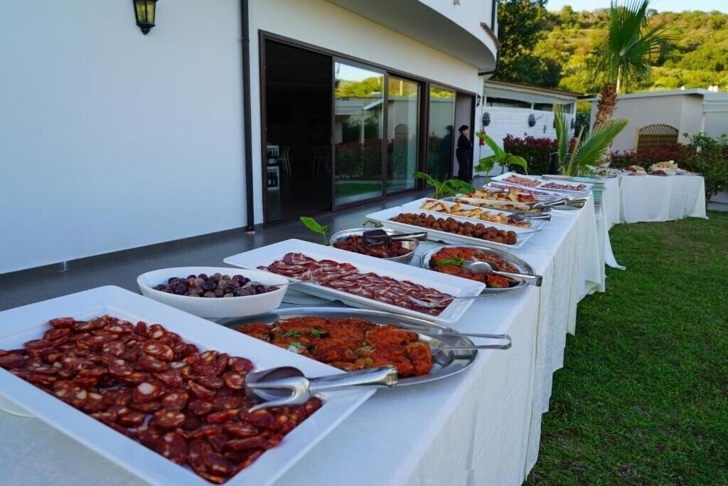 Апартаменти Luzia Agriresort 4*