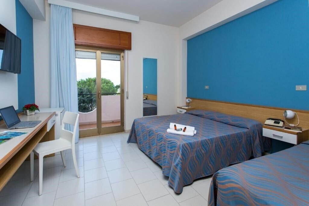 Фото Santa Caterina Village Scalea 4*