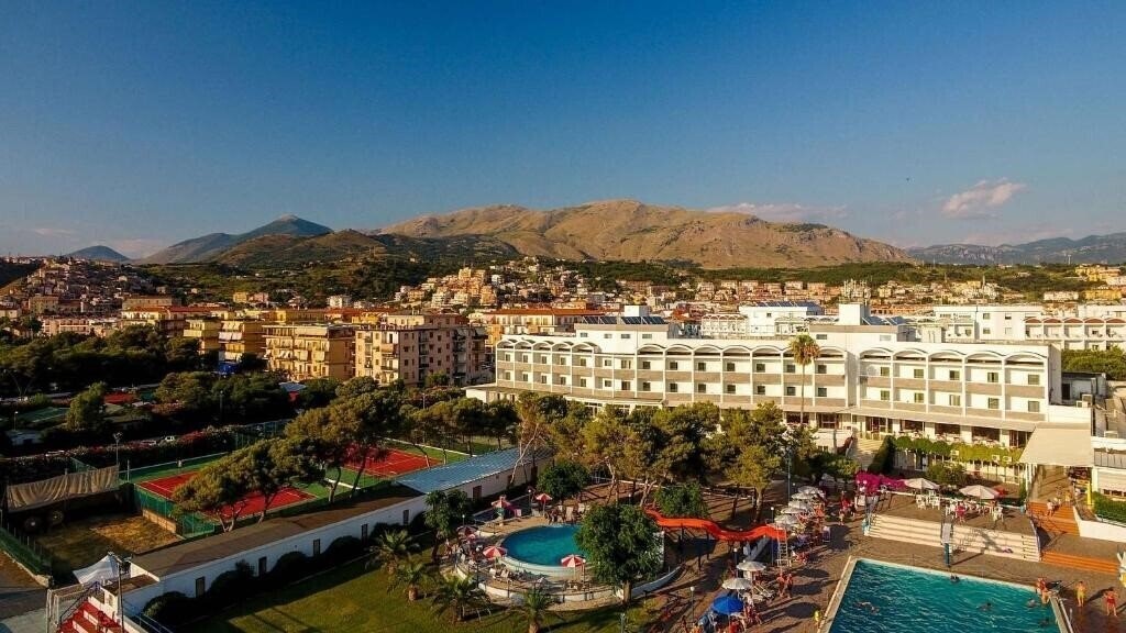 Территория Santa Caterina Village Scalea 4*