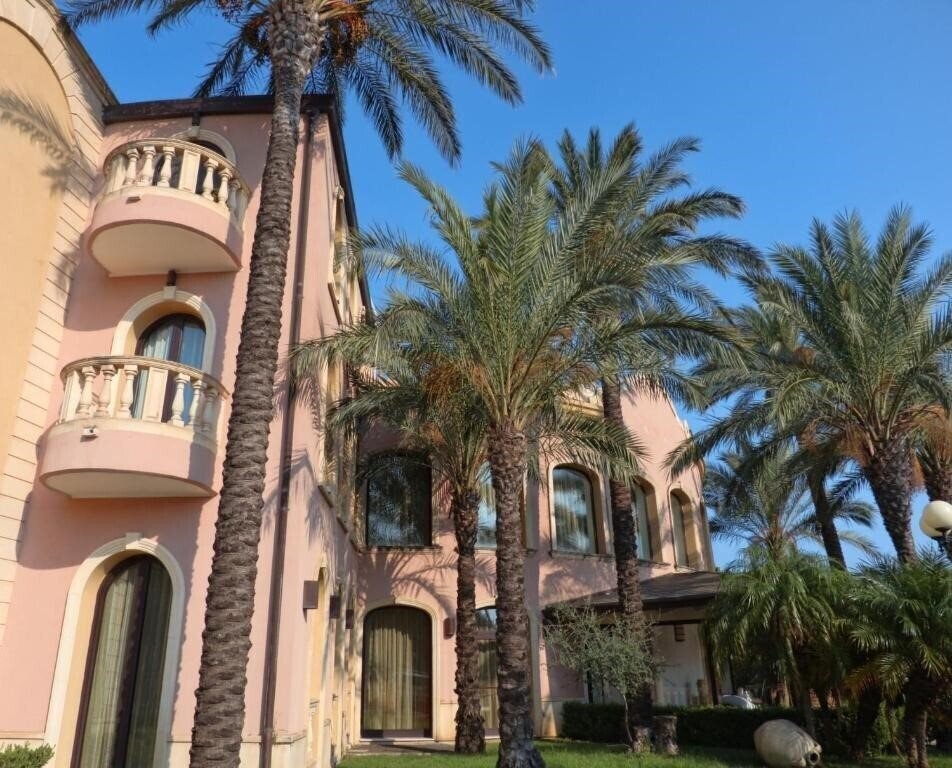 Территория TH Le Castella Baia Degli Dei Village (ex. TH Baia Degli Dei Le Castella, Futura Club Baia Degli Dei, Futura Baia Degli Dei) 4*