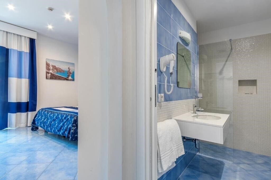 Фото Metropole 3*