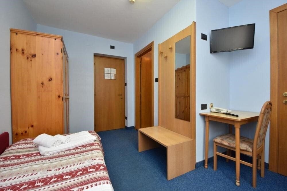 Панорама Hotel Villa Agomer 2*