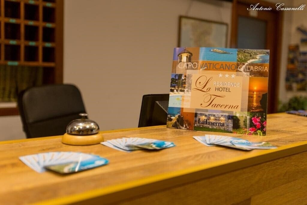 Панорама La Taverna Residence Hotel 3*