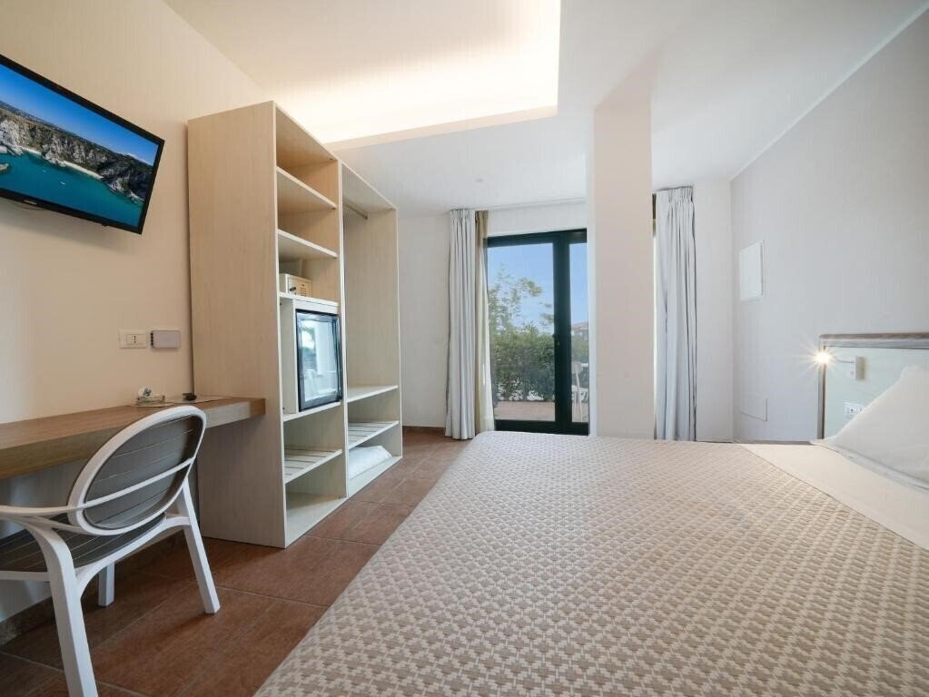 Панорама Marinella Hotel 4*