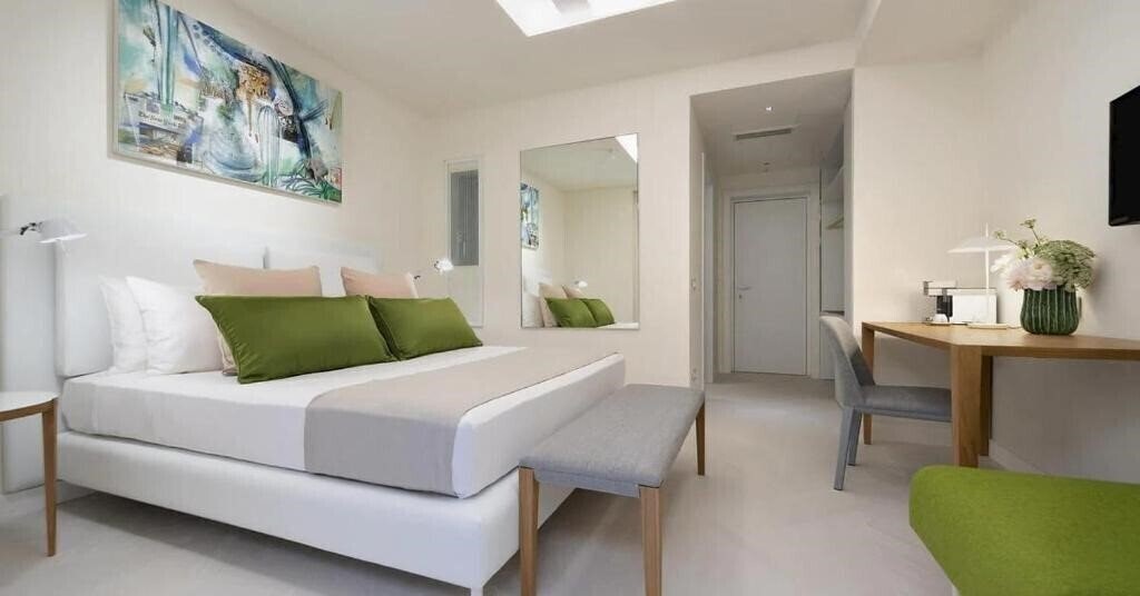 Панорама Melia Villa Capri 5*