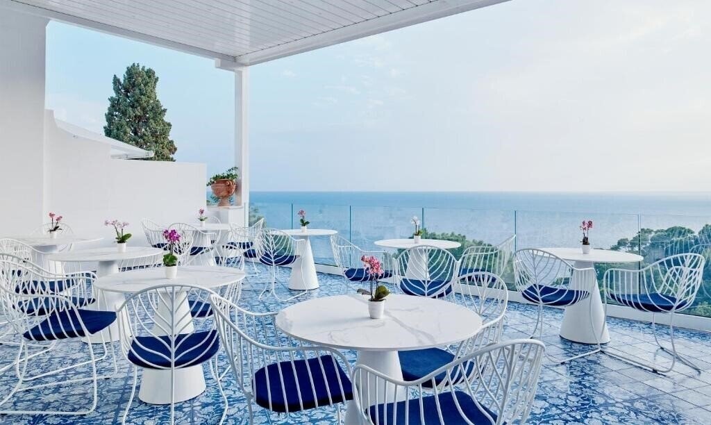 Територія La Scalinatella 5*