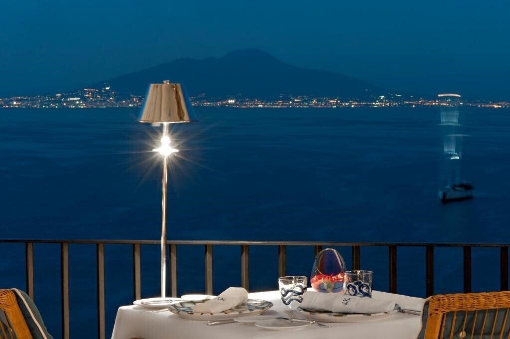 Панорама J.K. Place Capri 5*