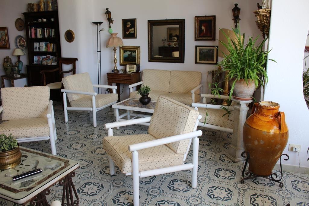 Територія Villa Mora Hotel (Giardini Naxos) 2*