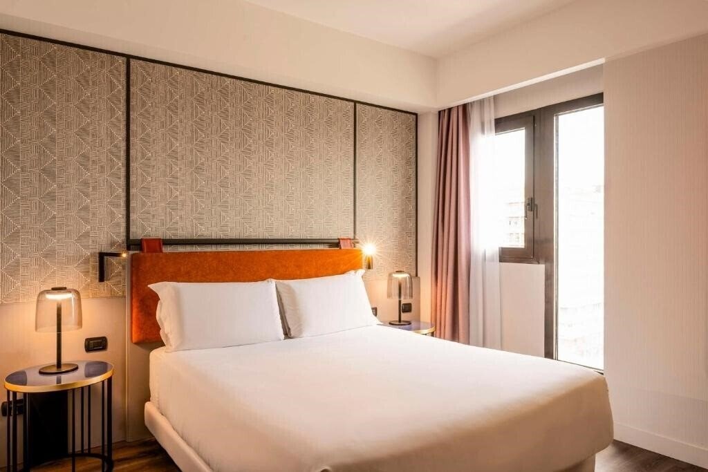 Готель Nh Catania Centro 4*
