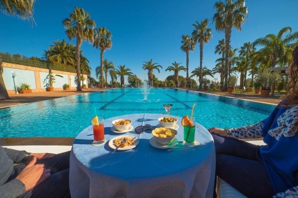 Территория Hotel Orizzonte Acireale 4*