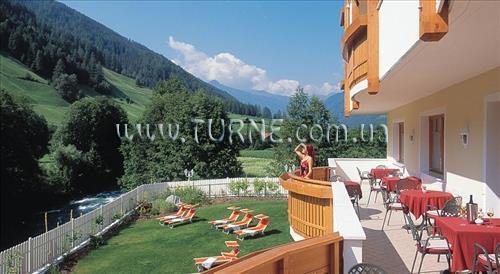 Вид Alpin Royal Wellness Refugium & Resort Hotel 4*