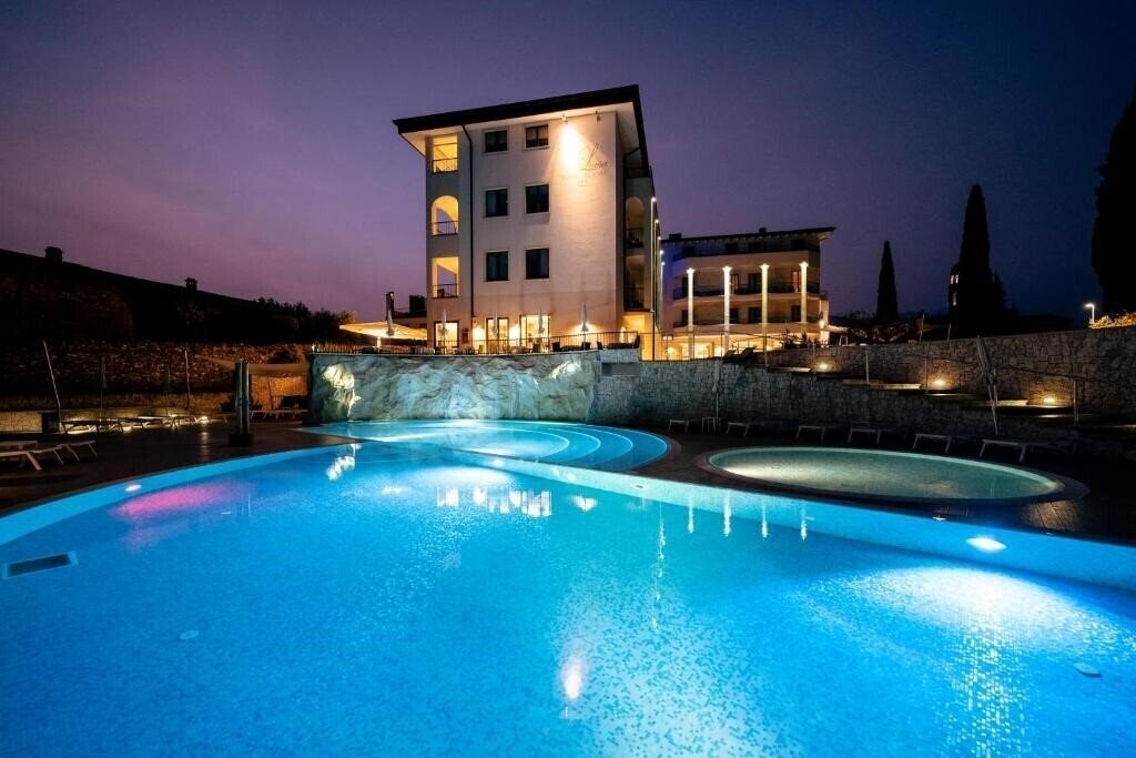 Готель Hotel Villa Luisa Resort 4*