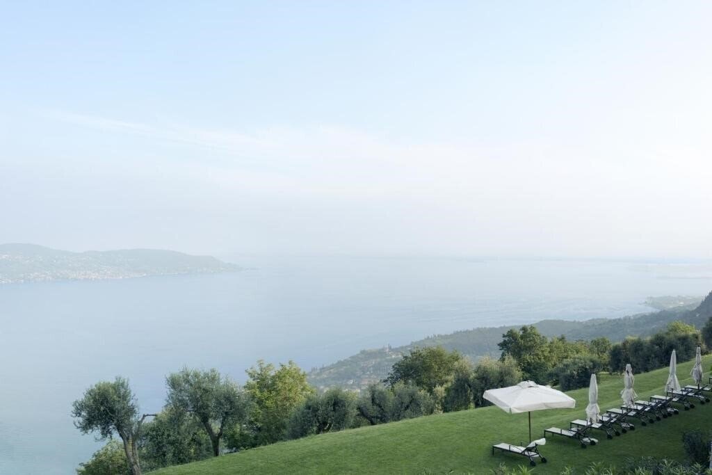 Апартаменти Lefay Resort & Spa Lago Di Garda 5*
