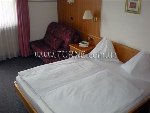 Готель Hotel Adler 3*