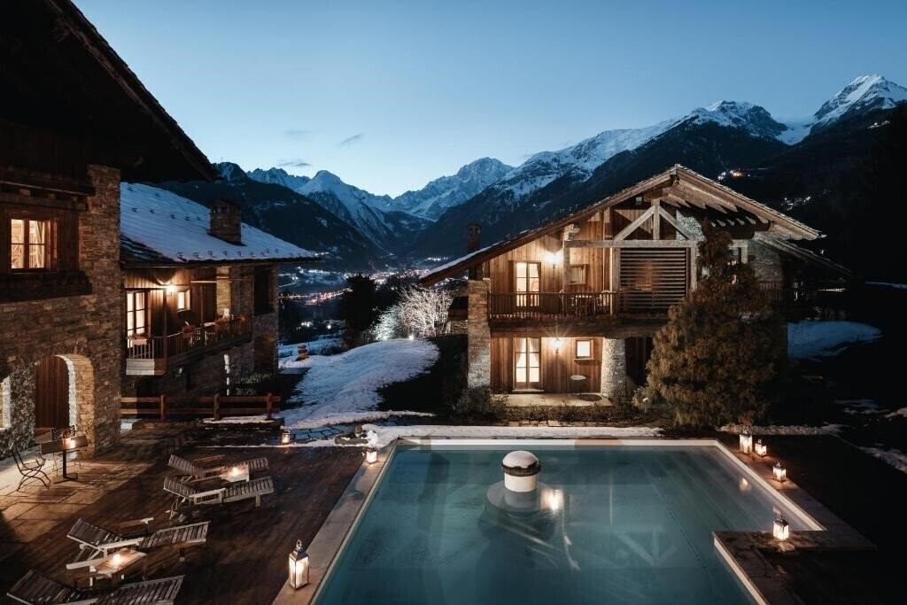 Отель Relais Mont Blanc Hotel & SPA (ex. Mont Blanc Hotel Village, Le Mont Blanc Hotel) 4*