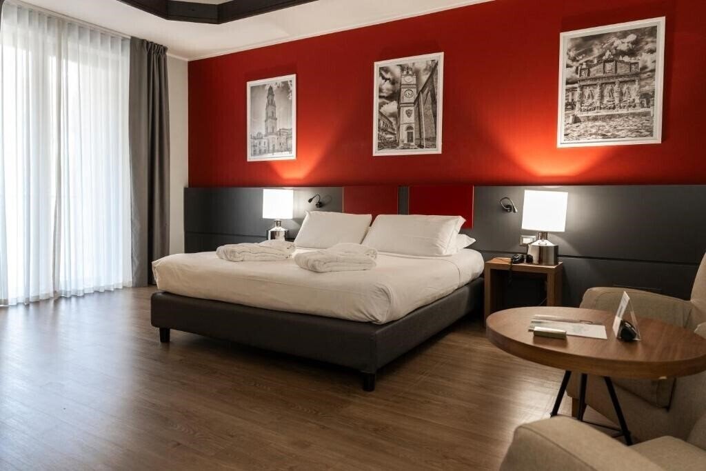 Готель President Hotel 4*