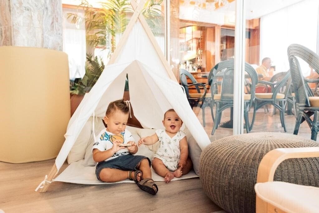 Вид Brioni Mare 4*