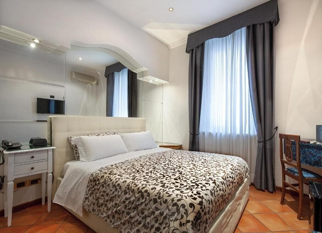 Территория Canova 3*