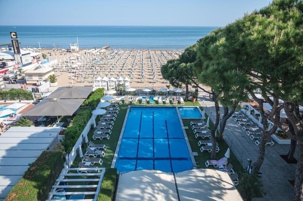 Панорама Excelsior 3*